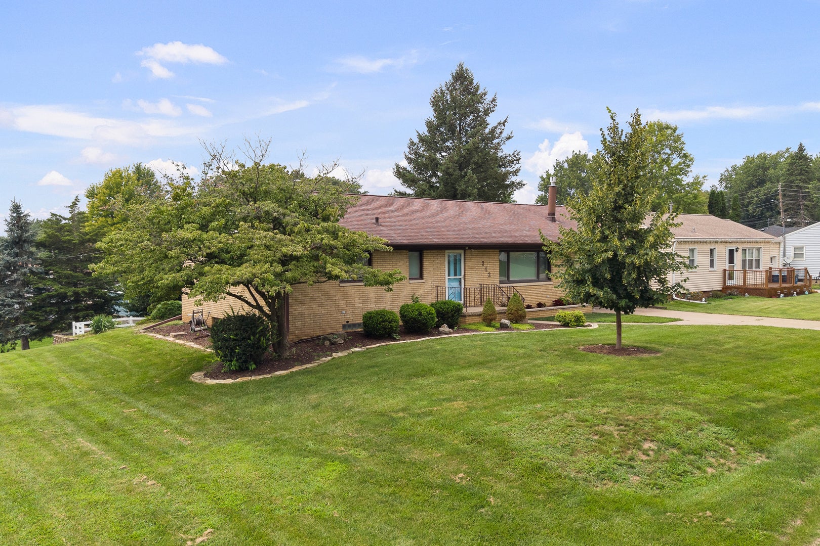 242 Orchard Court