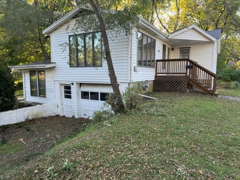 Tiny photo for 601 15th Street, Mendota, IL 61342 (MLS # 12791987)