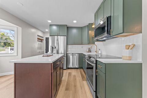 Tiny photo for 153 Grove Avenue, Glen Ellyn, IL 60137 (MLS # 12513382)