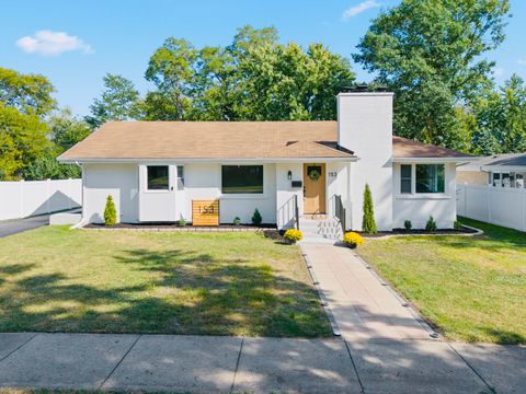 Photo of 153 Grove Avenue, Glen Ellyn, IL 60137 (MLS # 12513382)