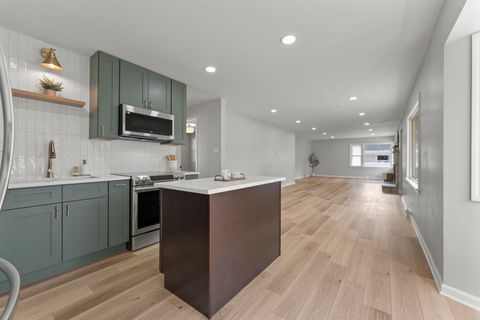 Tiny photo for 153 Grove Avenue, Glen Ellyn, IL 60137 (MLS # 12513382)