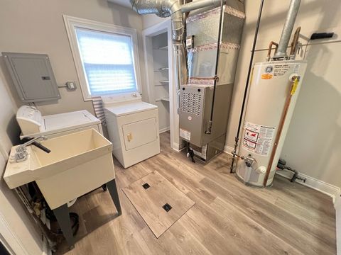 Tiny photo for 7808 Central Avenue, Burbank, IL 60459 (MLS # 12525913)