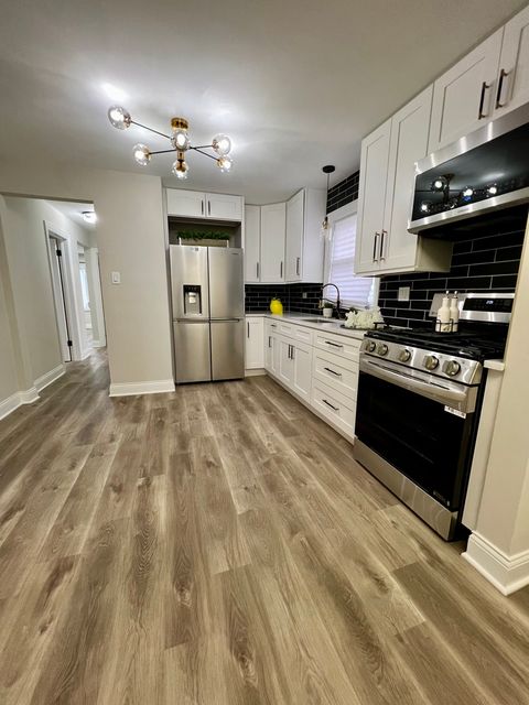 Tiny photo for 7808 Central Avenue, Burbank, IL 60459 (MLS # 12525913)