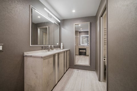 Tiny photo for 1491 Chantilly Court, Highland Park, IL 60035 (MLS # 12722581)
