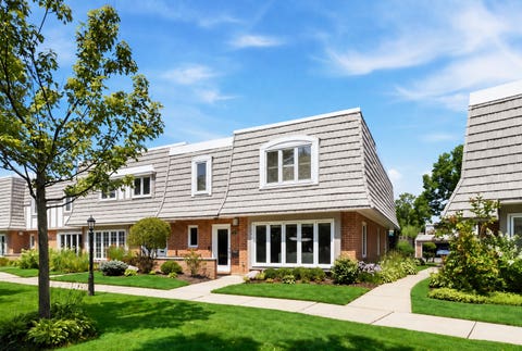 Photo of 1491 Chantilly Court, Highland Park, IL 60035 (MLS # 12722581)