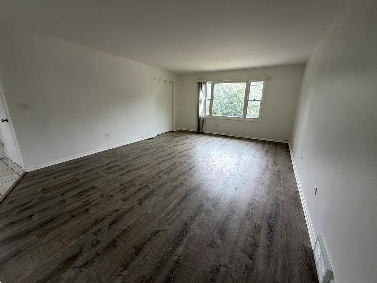 2513 Western Avenue 2513