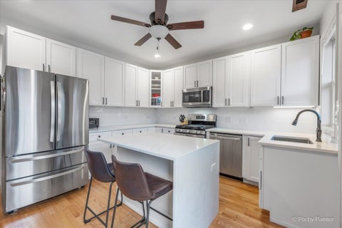 Tiny photo for 4512 S Greenwood Avenue #3, Chicago, IL 60653 (MLS # 12767565)