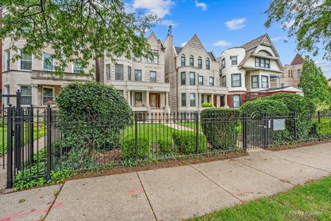 Tiny photo for 4512 S Greenwood Avenue #3, Chicago, IL 60653 (MLS # 12767565)