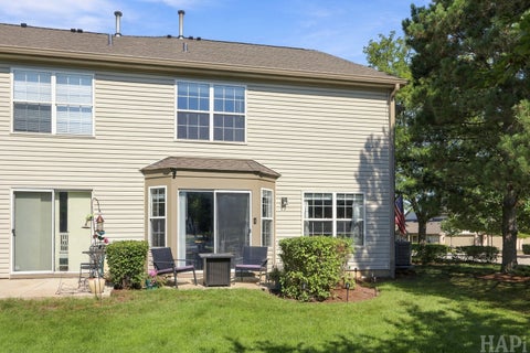 Tiny photo for 447 Ashwood Court, Lindenhurst, IL 60046 (MLS # 12758992)
