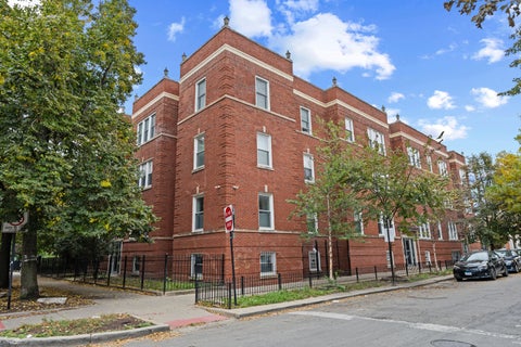 Photo of 2715 N Sawyer Avenue #1, Chicago, IL 60647 (MLS # 12783942)
