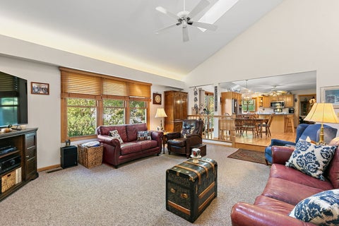 Tiny photo for 1646 Flagstone Drive, Crystal Lake, IL 60014 (MLS # 12785391)