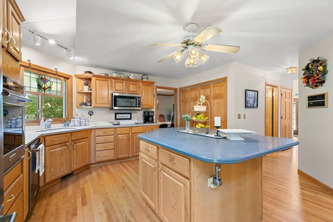 Tiny photo for 1646 Flagstone Drive, Crystal Lake, IL 60014 (MLS # 12785391)