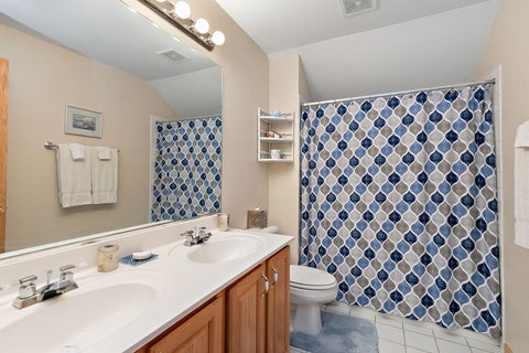 Tiny photo for 1646 Flagstone Drive, Crystal Lake, IL 60014 (MLS # 12785391)