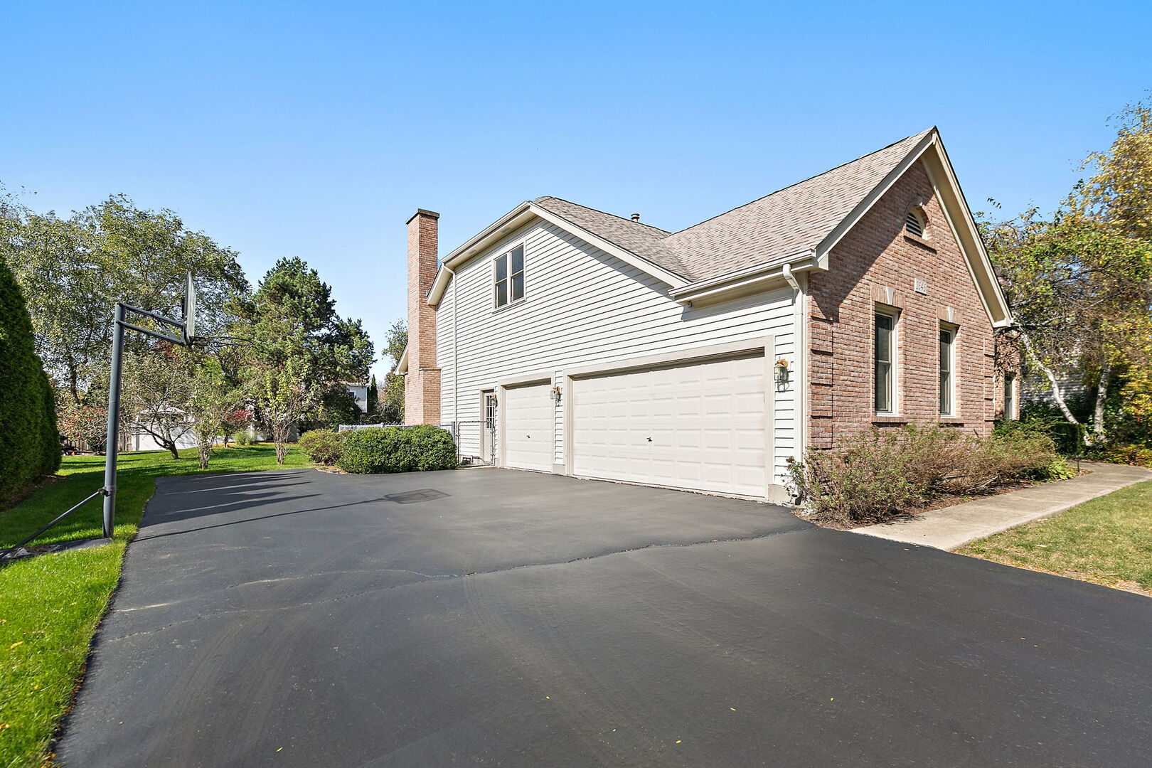 1646 Flagstone Drive