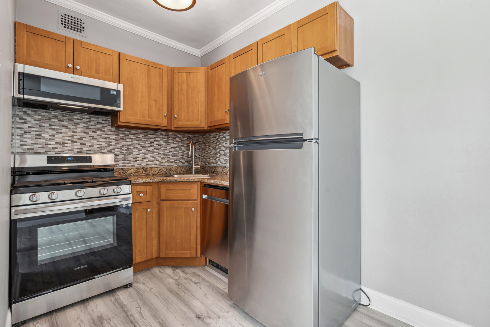 5135 S Kenwood Avenue 603