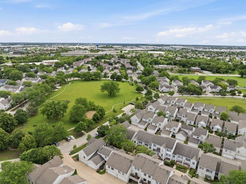 Tiny photo for 342 Magnolia Court, Bolingbrook, IL 60440 (MLS # 12687584)