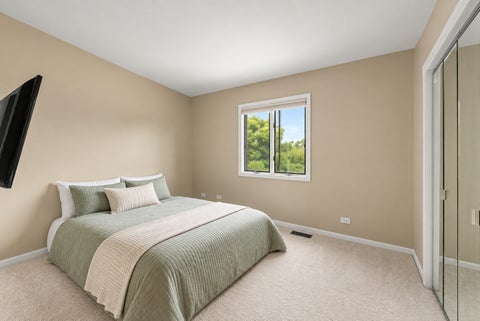 Tiny photo for 40W920 Bridle Creek Drive, St. Charles, IL 60175 (MLS # 12738140)