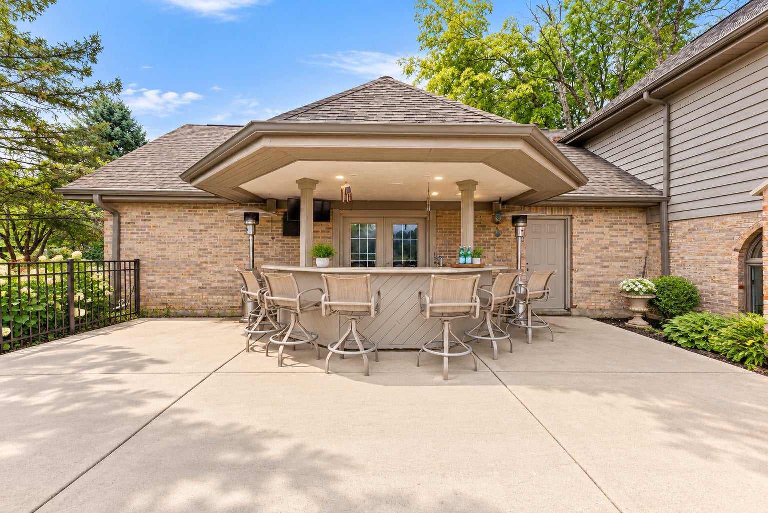 40W920 Bridle Creek Drive