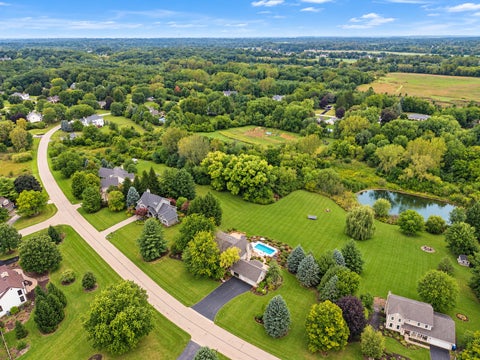 Tiny photo for 40W920 Bridle Creek Drive, St. Charles, IL 60175 (MLS # 12738140)