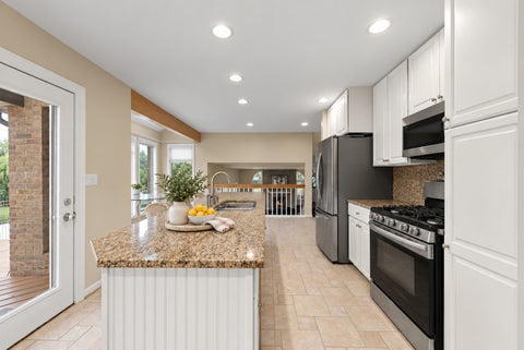 Tiny photo for 40W920 Bridle Creek Drive, St. Charles, IL 60175 (MLS # 12738140)