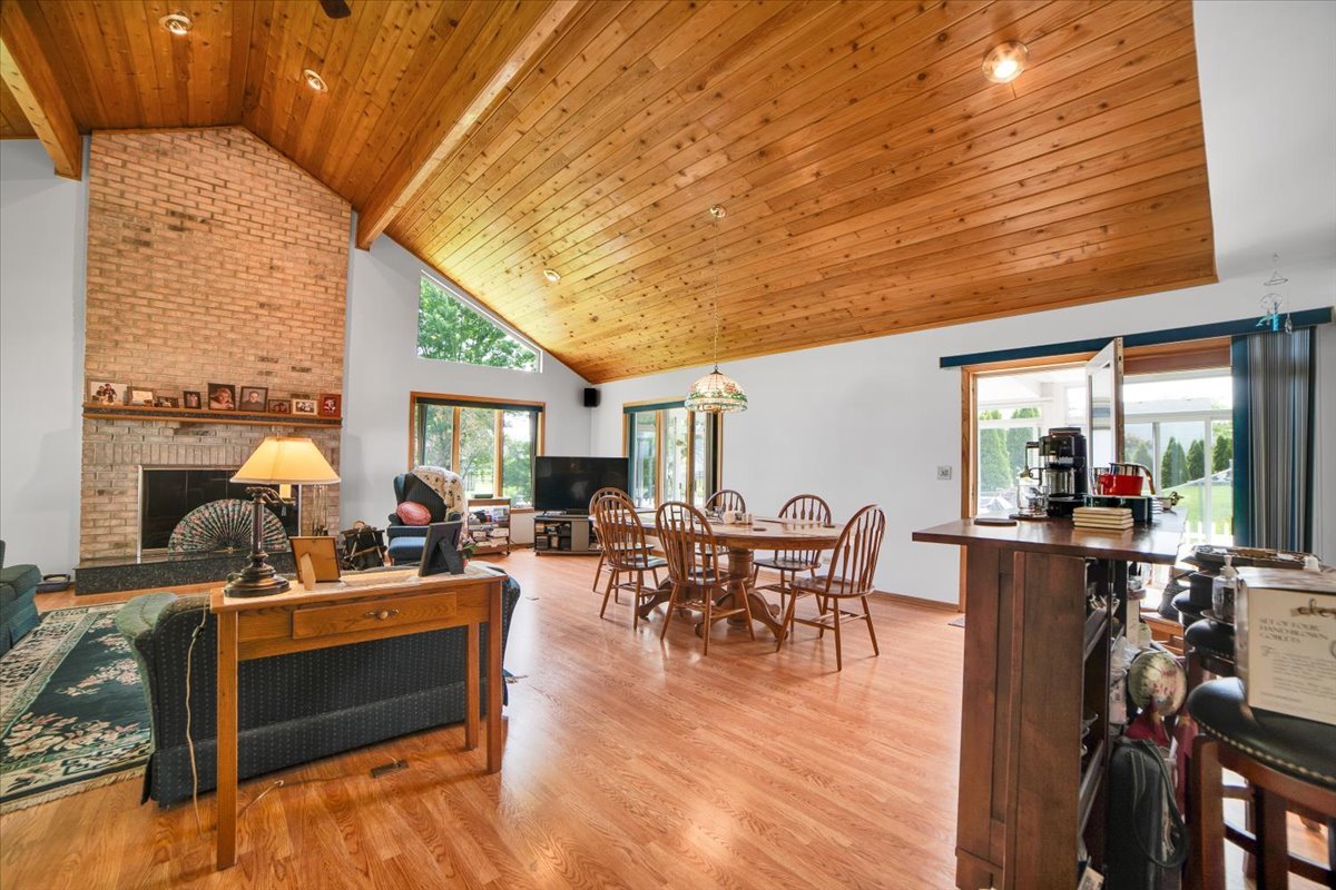 731 Viola Court
