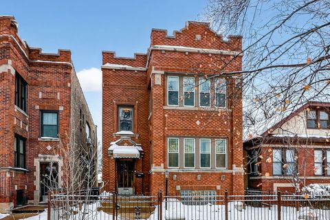 4854 N Tripp Avenue Chicago IL 60630