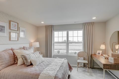 Tiny photo for 400 Comstock Road, South Elgin, IL 60177 (MLS # 12553853)