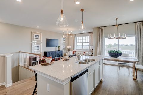 Tiny photo for 400 Comstock Road, South Elgin, IL 60177 (MLS # 12553853)