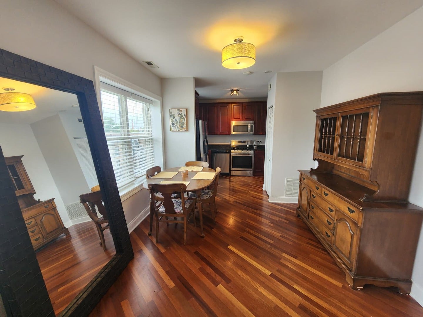 3335 W BELLE PLAINE Avenue 3A