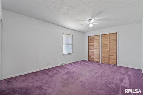 Tiny photo for 1610 WISCONSIN Street, Le Claire, IA 52753 (MLS # QC4265679)