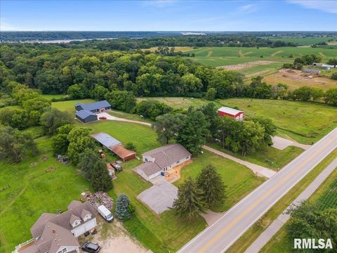 Tiny photo for 1610 WISCONSIN Street, Le Claire, IA 52753 (MLS # QC4265679)