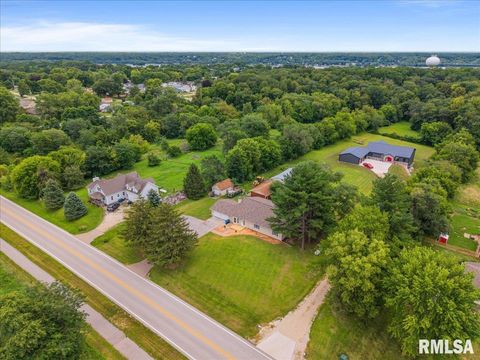 Tiny photo for 1610 WISCONSIN Street, Le Claire, IA 52753 (MLS # QC4265679)