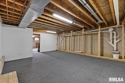 Tiny photo for 1610 WISCONSIN Street, Le Claire, IA 52753 (MLS # QC4265679)