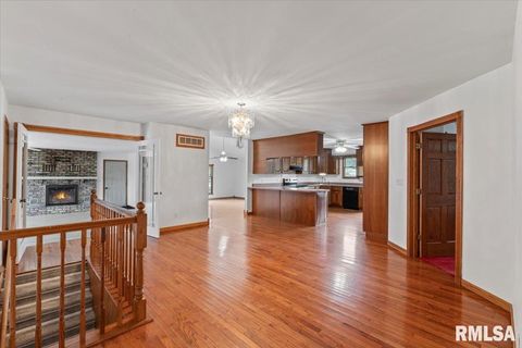 Tiny photo for 1610 WISCONSIN Street, Le Claire, IA 52753 (MLS # QC4265679)