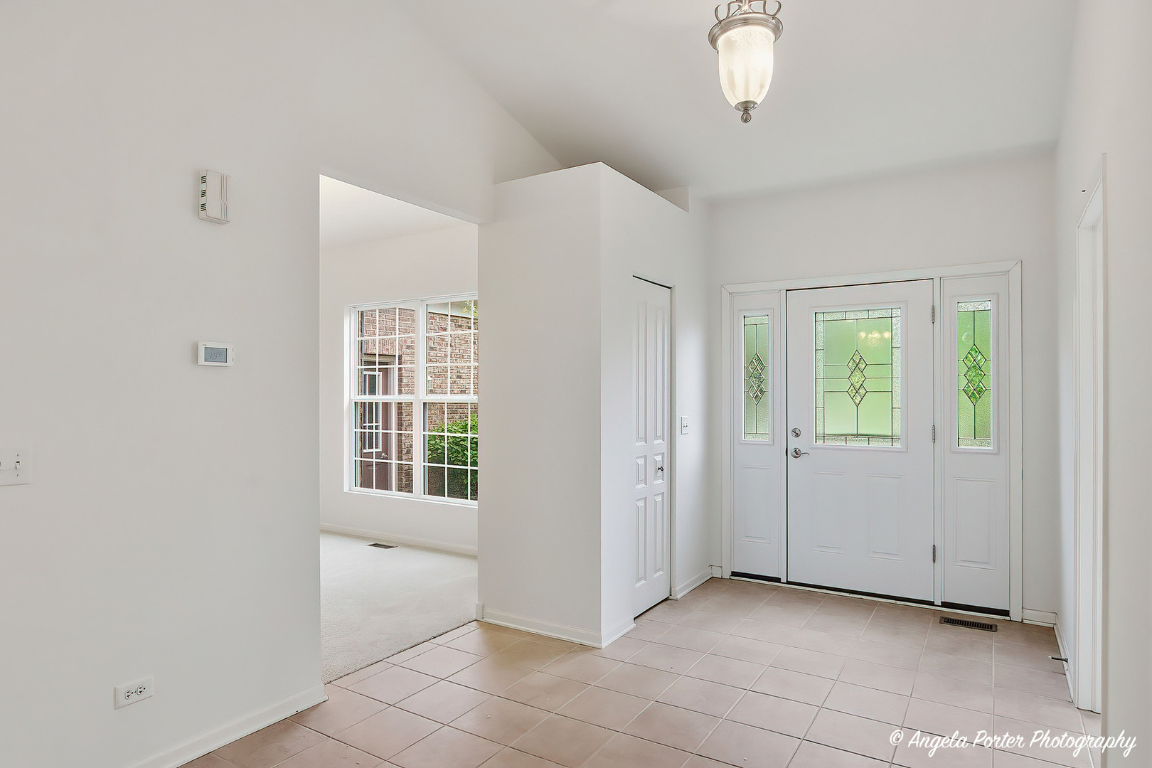 2605 PARKER Lane
