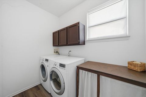 Tiny photo for 510 Golden Valley Lane, Algonquin, IL 60102 (MLS # 12598150)