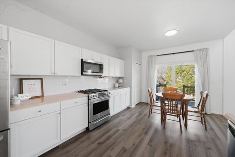 Tiny photo for 510 Golden Valley Lane, Algonquin, IL 60102 (MLS # 12598150)