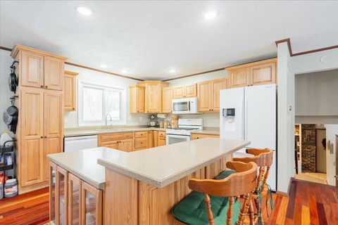 Tiny photo for 112 Gregory Lane, Lexington, IL 61753 (MLS # 12524660)