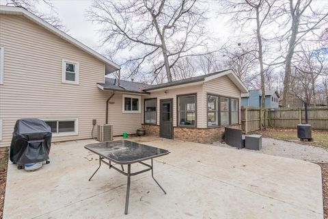 Tiny photo for 112 Gregory Lane, Lexington, IL 61753 (MLS # 12524660)