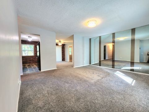 Tiny photo for 22526 Jeffrey Avenue, Sauk Village, IL 60411 (MLS # 12492814)