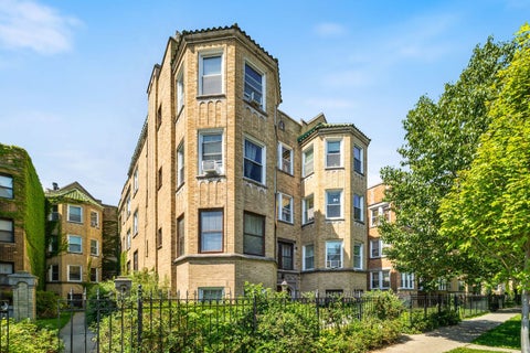 Photo of Chicago, IL 60645 (MLS # 12746919)