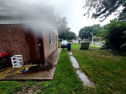 Tiny photo for 9834 S oglesby Street, Chicago, IL 60617 (MLS # 12459734)