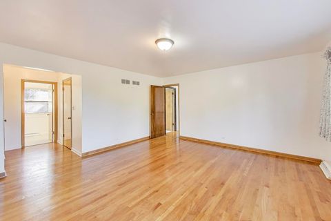 Tiny photo for 412 LAVERGNE Avenue, Wilmette, IL 60091 (MLS # 12510465)