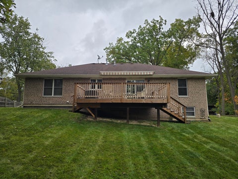 Tiny photo for 330 Kirkwood Avenue, Winthrop Harbor, IL 60096 (MLS # 12786613)