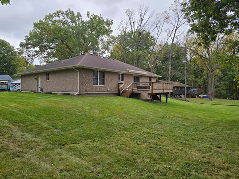 Tiny photo for 330 Kirkwood Avenue, Winthrop Harbor, IL 60096 (MLS # 12786613)