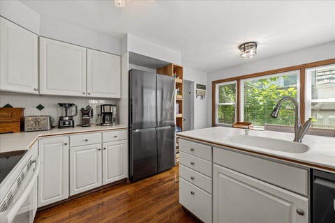 Tiny photo for 2714 Fort Sheridan Avenue, Highland Park, IL 60035 (MLS # 12686916)