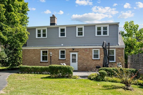 Tiny photo for 2714 Fort Sheridan Avenue, Highland Park, IL 60035 (MLS # 12686916)