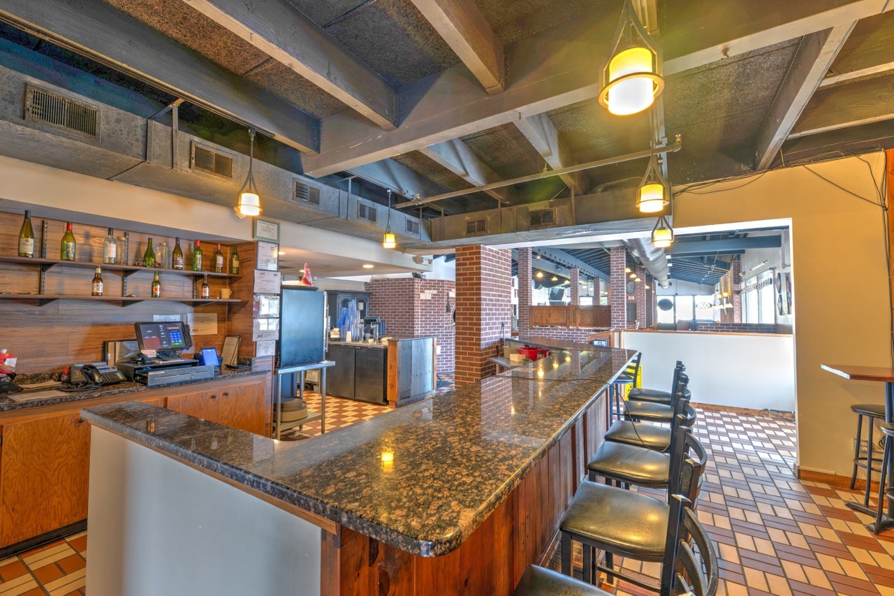 116 S Larkin Avenue