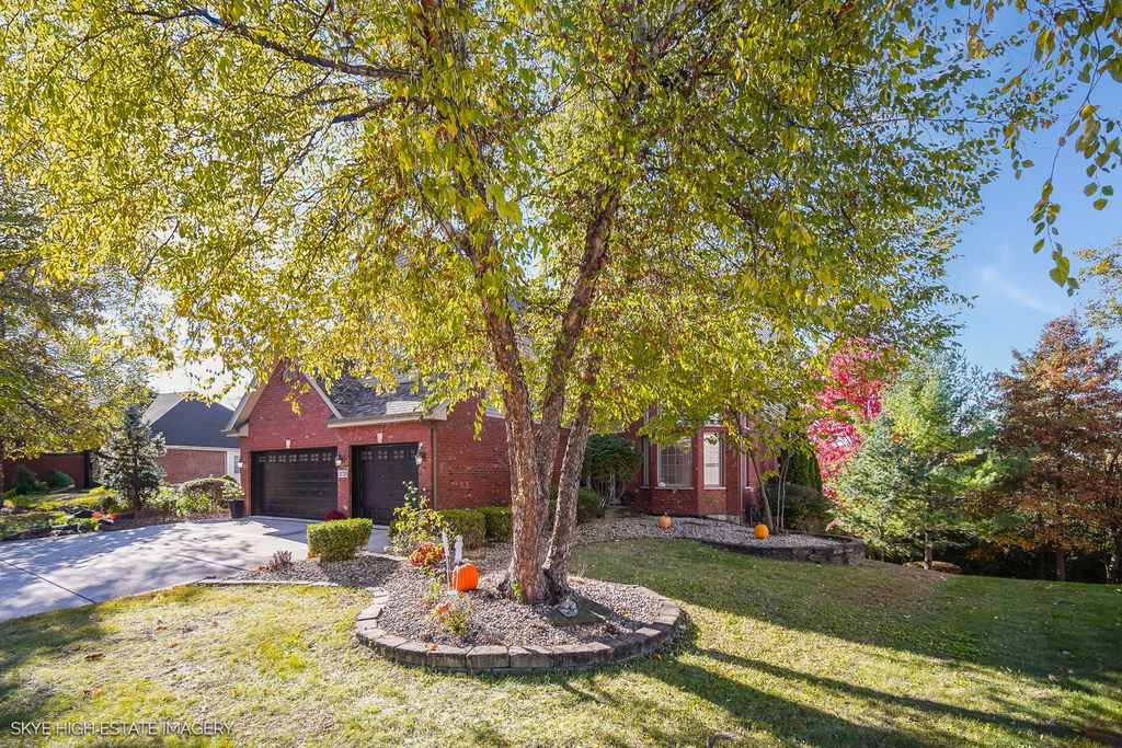 Photo for 11725 Cooper Way, Orland Park, IL 60467 (MLS # 12508731)