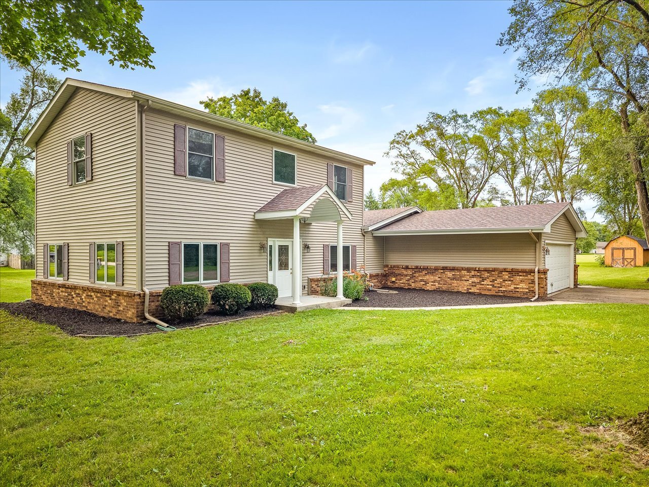10829 Miller Lane
